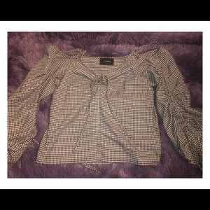 Storia Checkered Ruffle Sleeved Blouse.